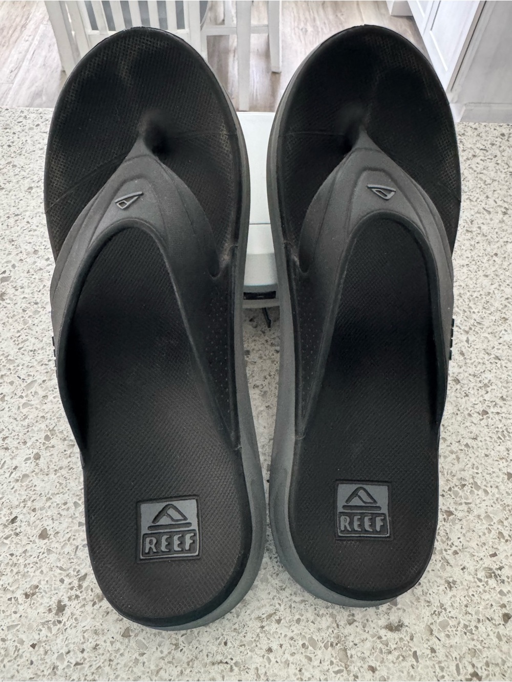 Reef Fanning Water-Friendly Flip Flops Black/Grey
